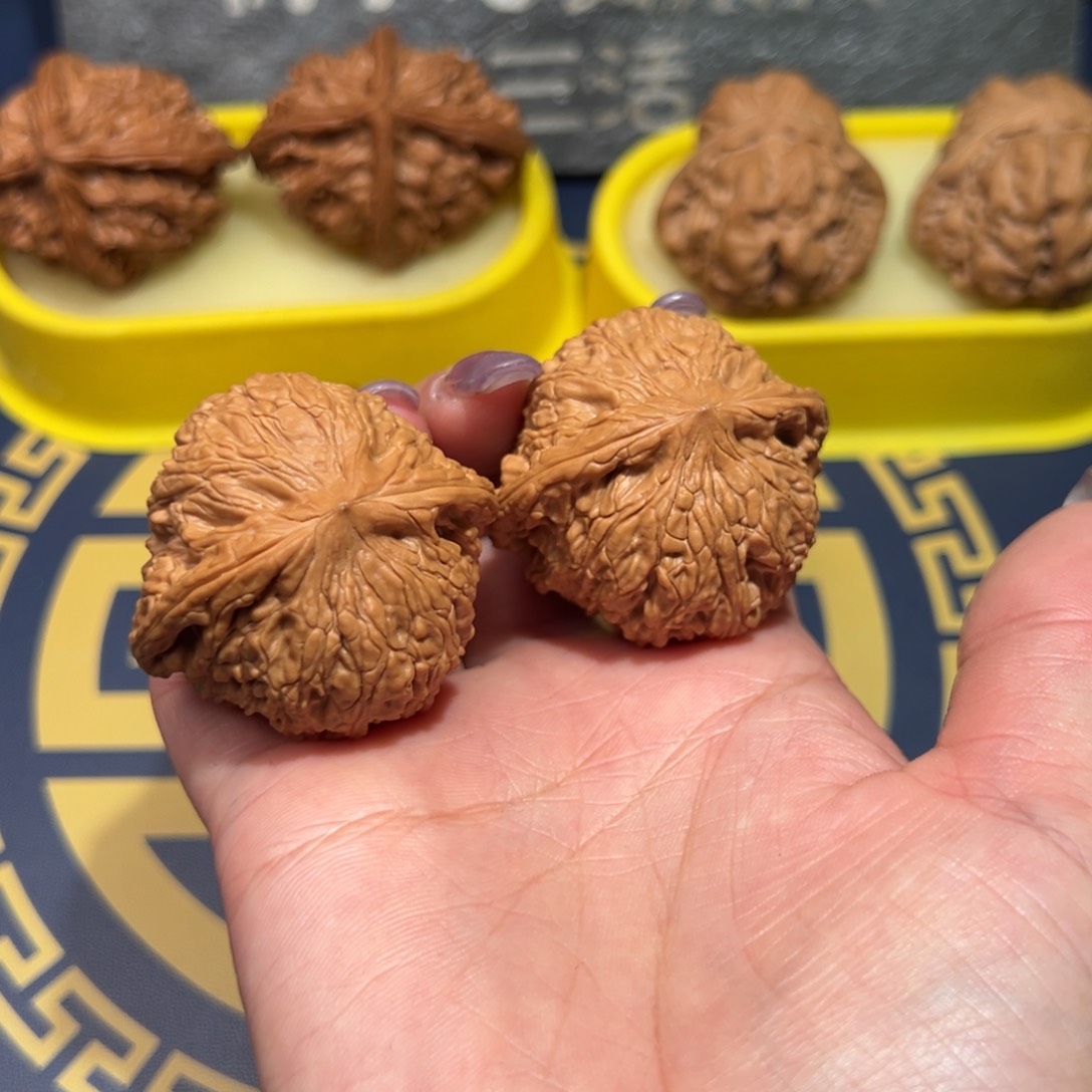 文玩核桃把件泥鳅背42全