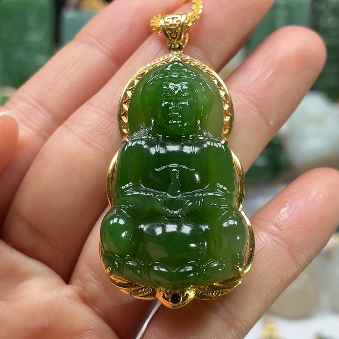 和田玉18K金镶嵌颈饰大漏