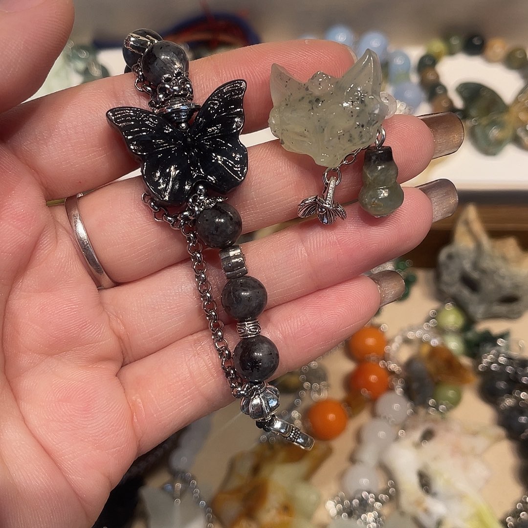 宸***˶蛇纹石玉合金颈饰