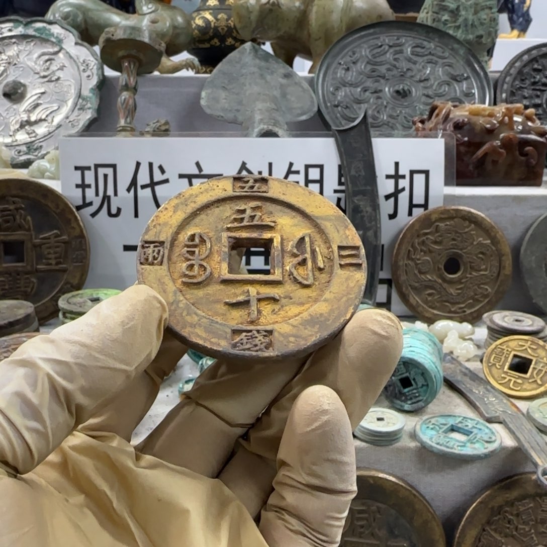 来***间工艺品和艺术作品