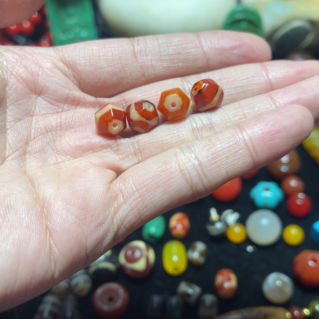 用***安玛瑙/玉髓未镶嵌玛瑙单珠子