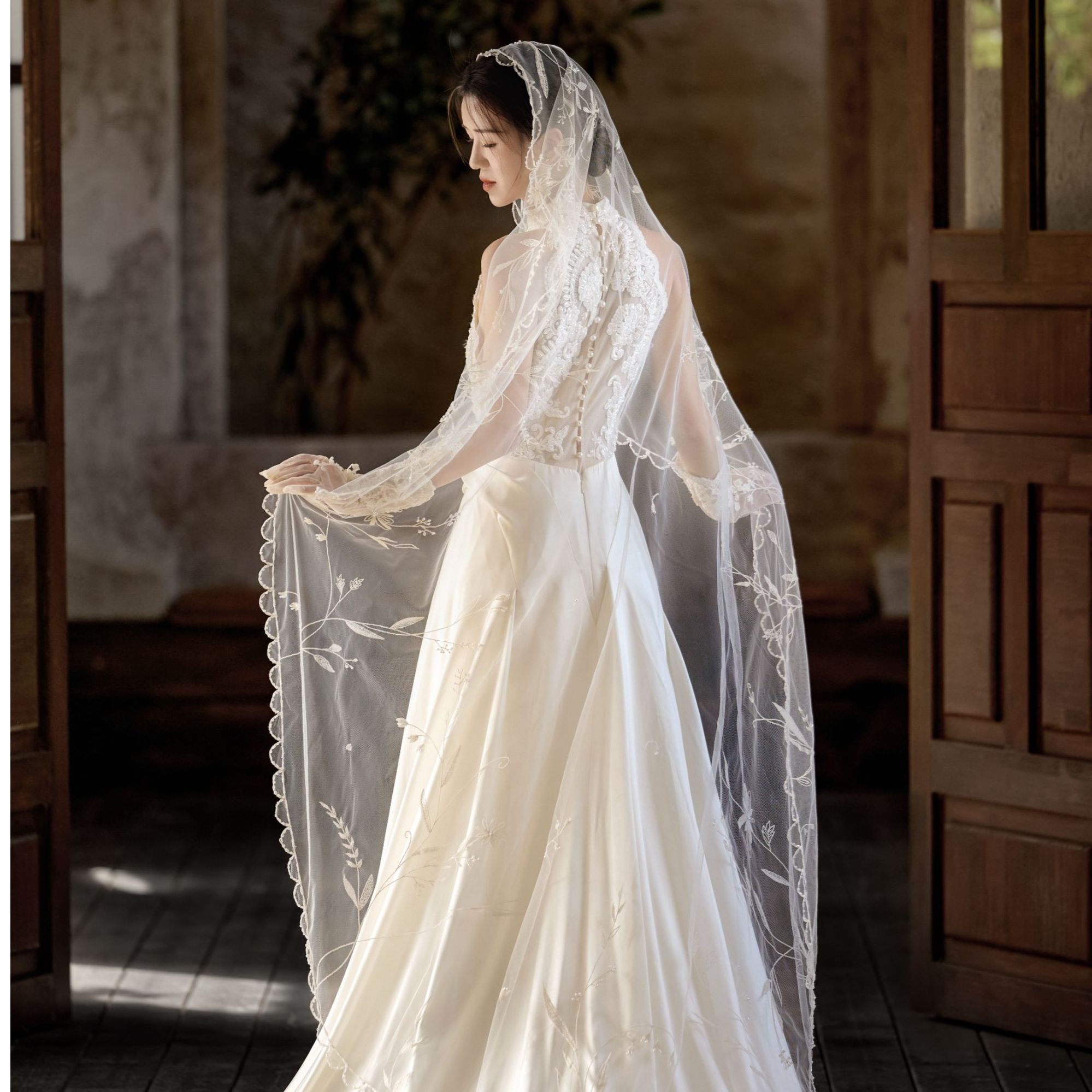 意米家轻奢纯欲辣妹潮流女装，默认微瑕，备注编码