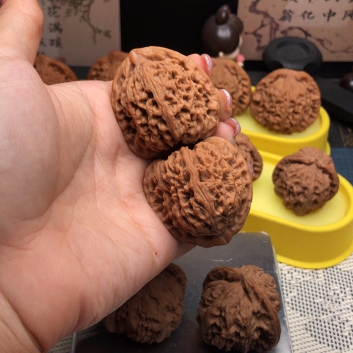 文玩核桃吊坠40南江石