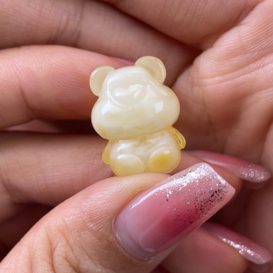 琥珀裸石未镶嵌蜜蜡