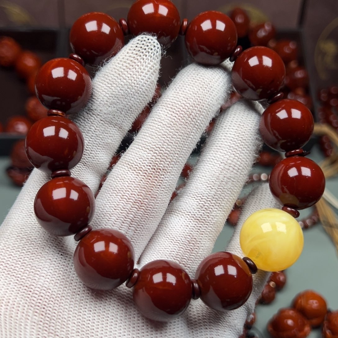 小***哥橄榄核吊坠8534689999