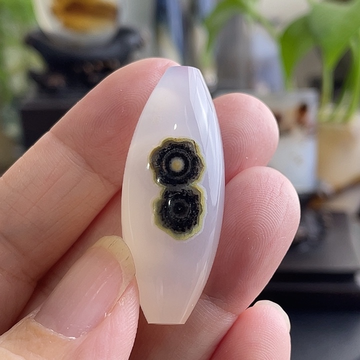 玛瑙/玉髓未镶嵌珠宝半成品