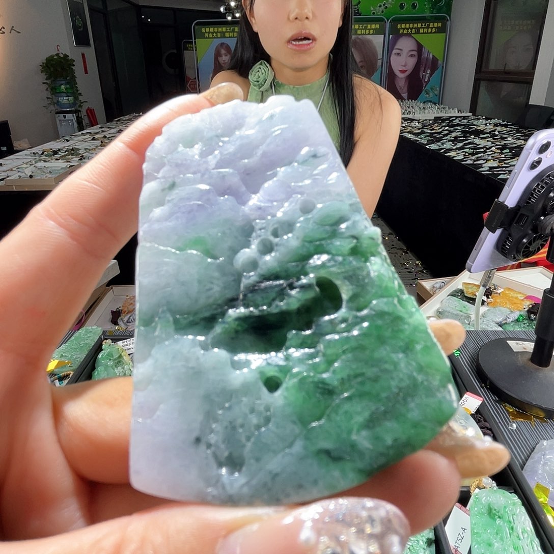 颈饰未镶嵌翡翠一