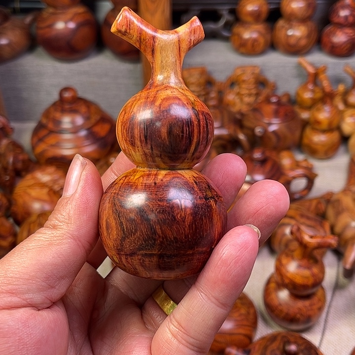 黄花梨/降香黄檀海南黄花梨油梨工艺品