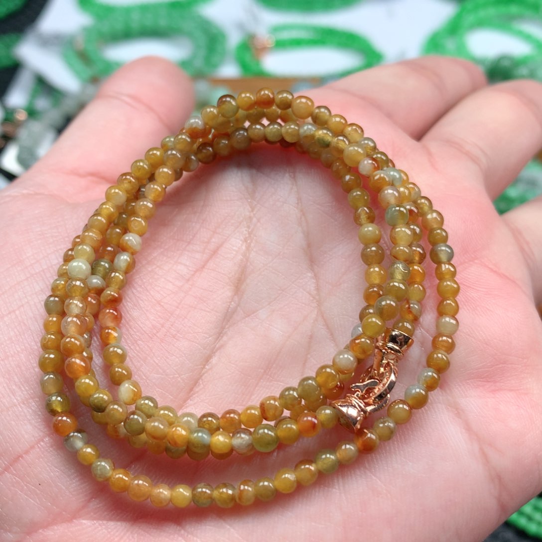 翡翠手链未镶嵌抖*鱼翡翠