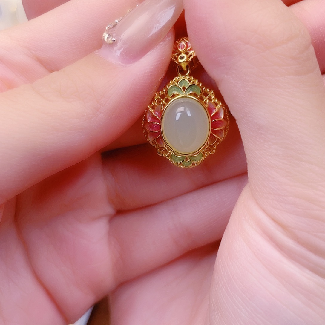 和田玉银S925镀金镶嵌颈饰