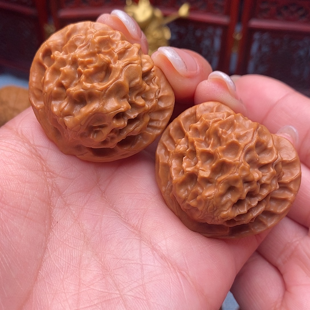 文玩核桃把件毕业龙鳞40全品