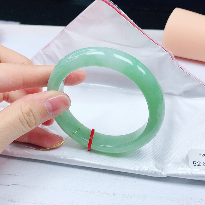 【闪购商品】翡翠手镯未镶嵌天然缅甸a货手镯52+