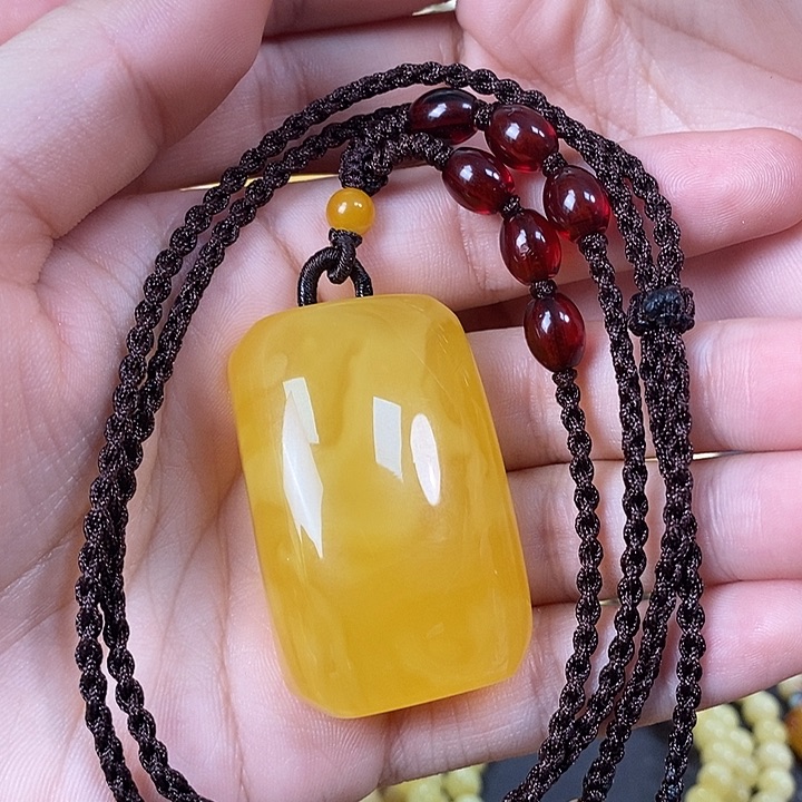 未镶嵌琥珀裸石无事牌