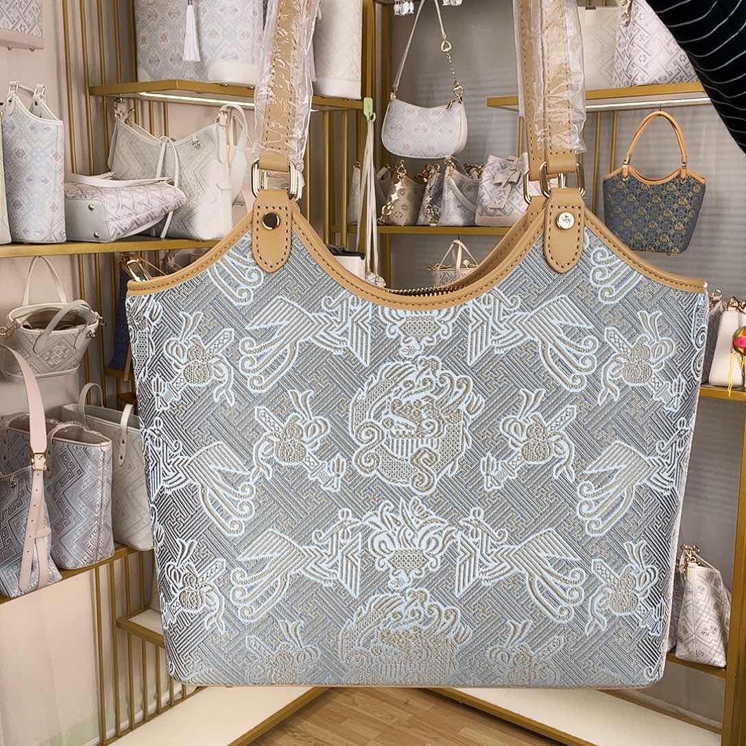 蚕丝中号凤凰花纹托特包
