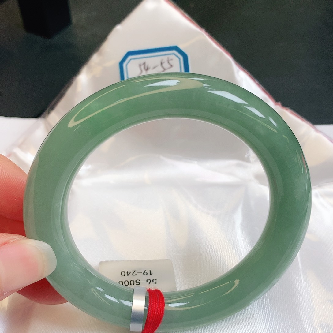 【闪购商品】翡翠手镯未镶嵌缅甸天然a货翡翠