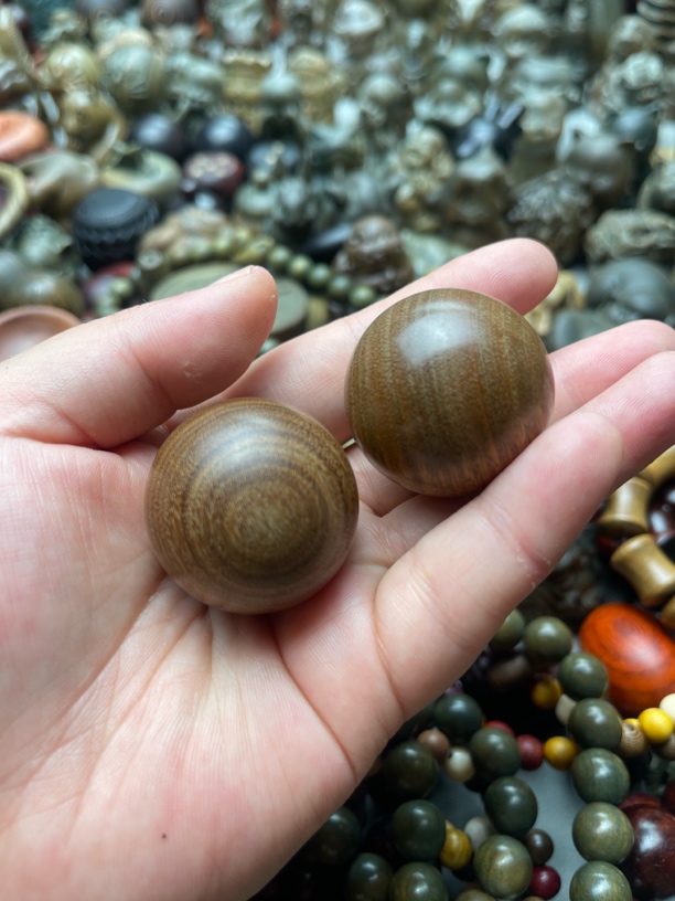 阿根廷绿檀3.5手球晒阳光氧化变绿