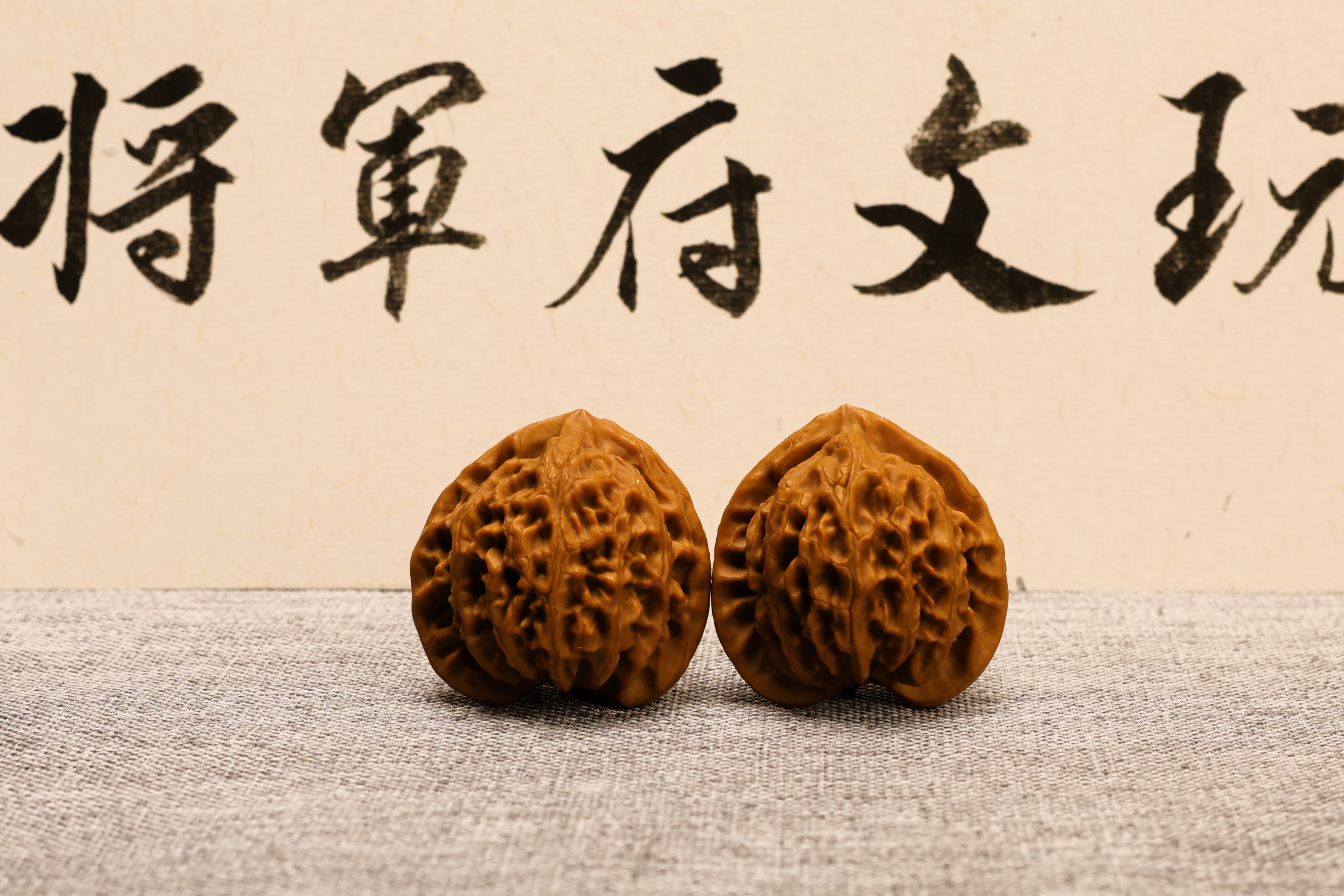 文玩核桃毕业宫灯