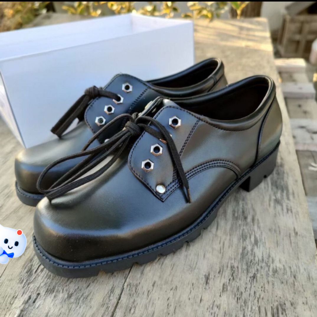 002老式【皮鞋】黑色有排气孔
