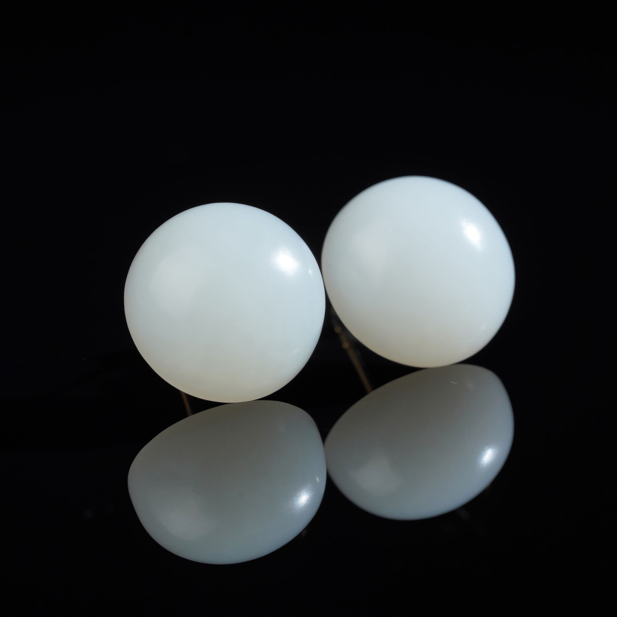 【慧子臻选】皓润 | 18k金和田玉白玉15*7mm圆形耳饰  G99