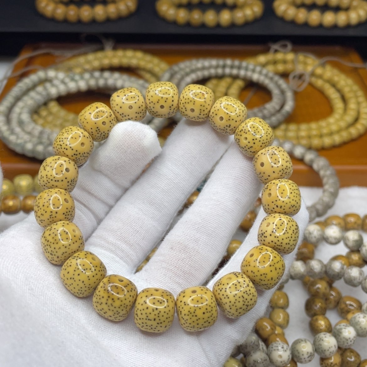 【闪购商品】星月菩提吊坠SS级金款1312火龙果