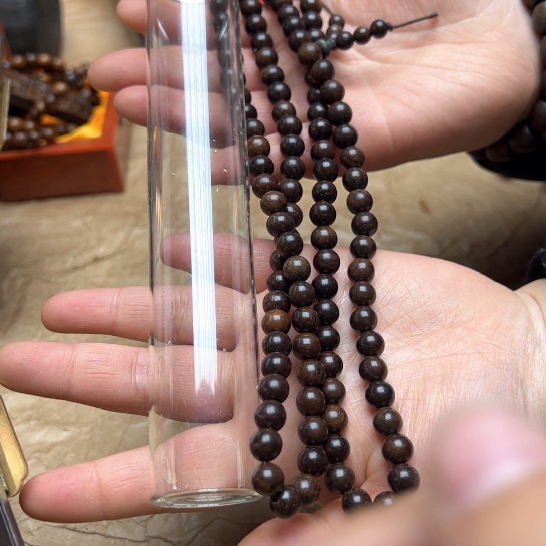 大叶紫檀（黑酸枝木类）