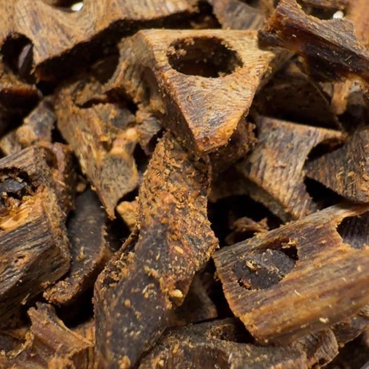 沉香沉香碎屑棋楠紫棋高端沉水车珠块料32克