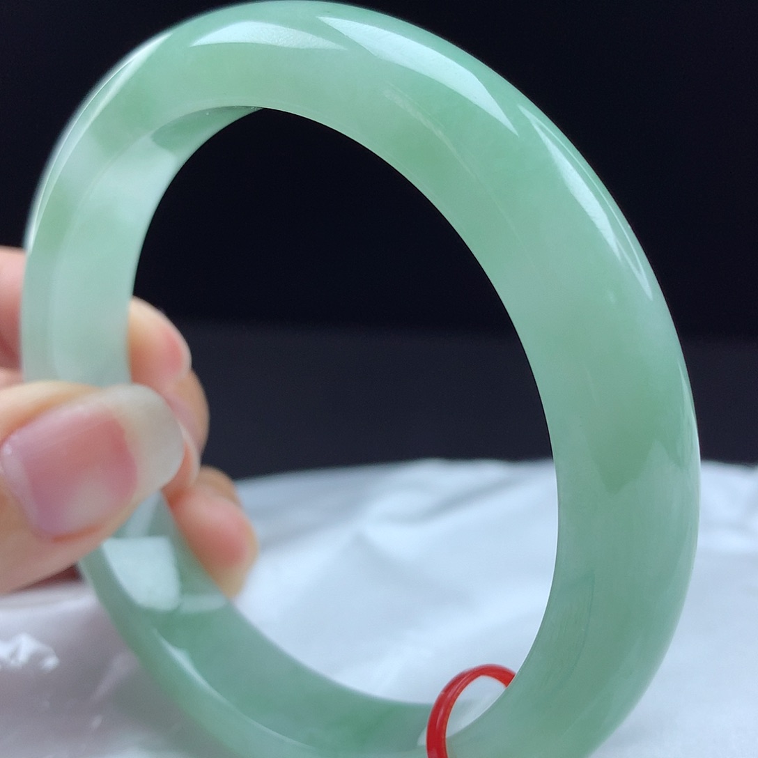 未镶嵌手镯翡翠96639，