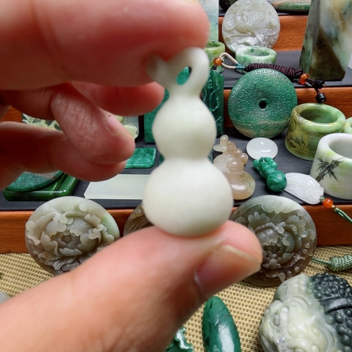 未镶嵌独山玉珠宝半成品
