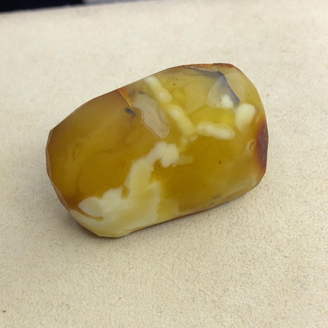 未镶嵌定制蜜蜡梨