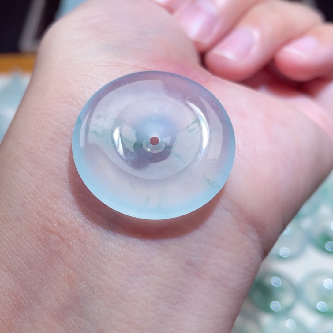 颈饰未镶嵌翡翠扣子