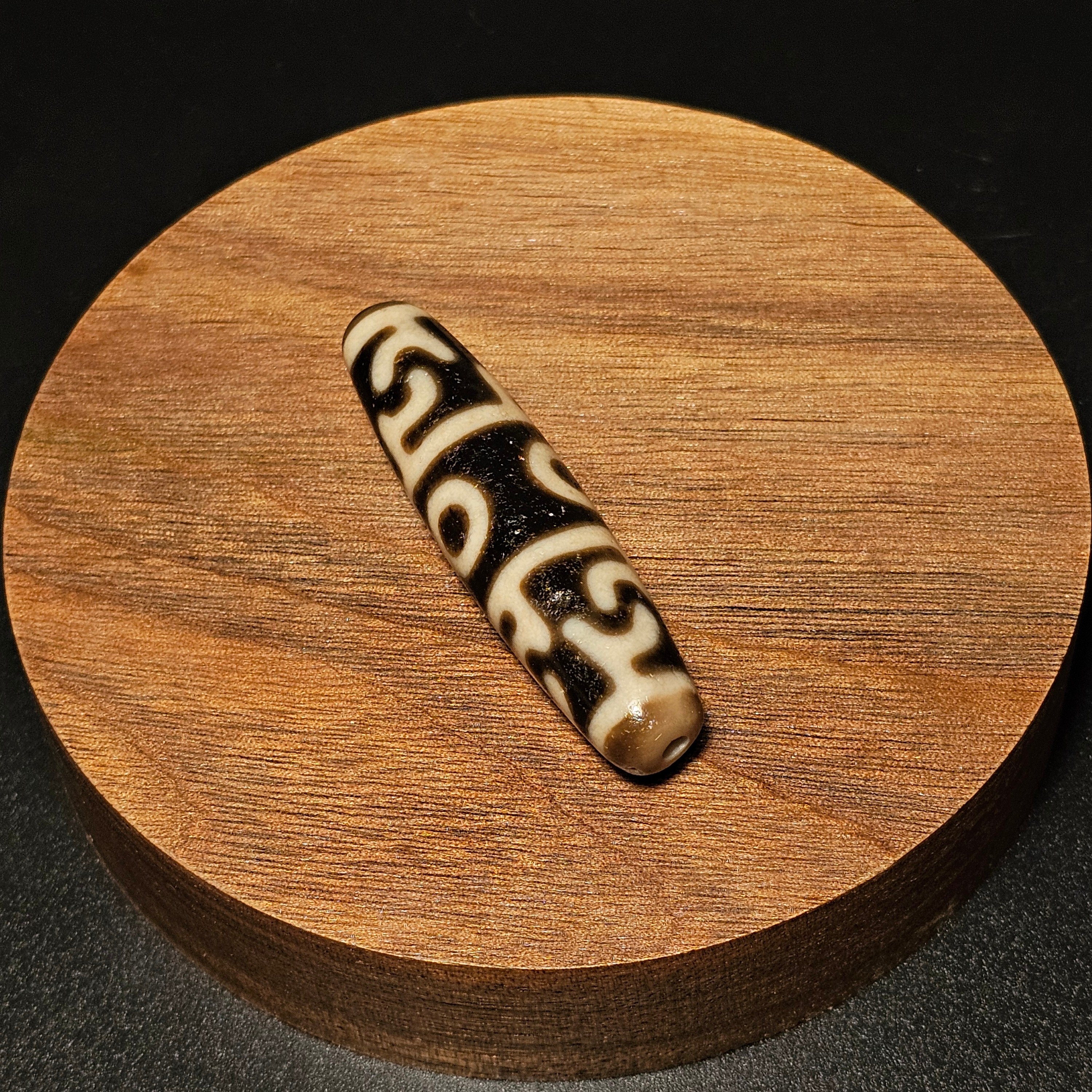 上肯工艺玛瑙珠 莲师三眼 尺寸：52×13