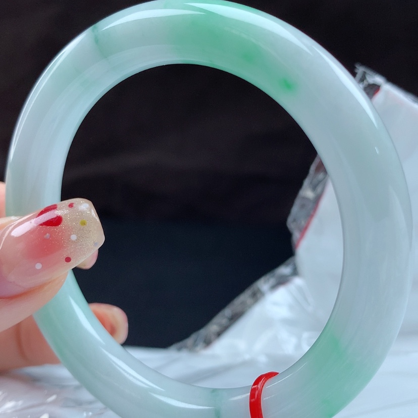 【闪购商品】翡翠手镯未镶嵌78054，