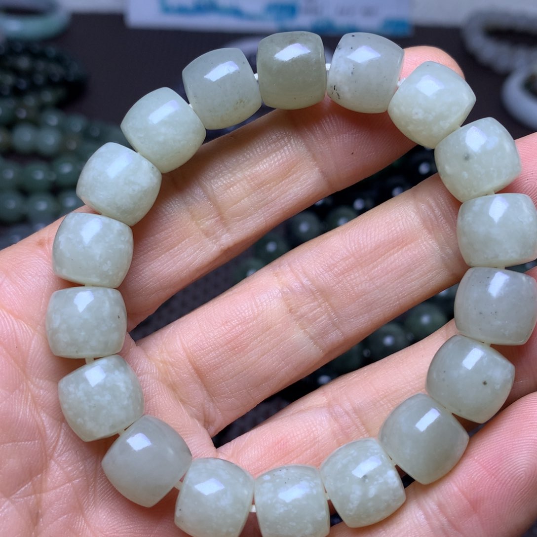 未镶嵌手串和田玉