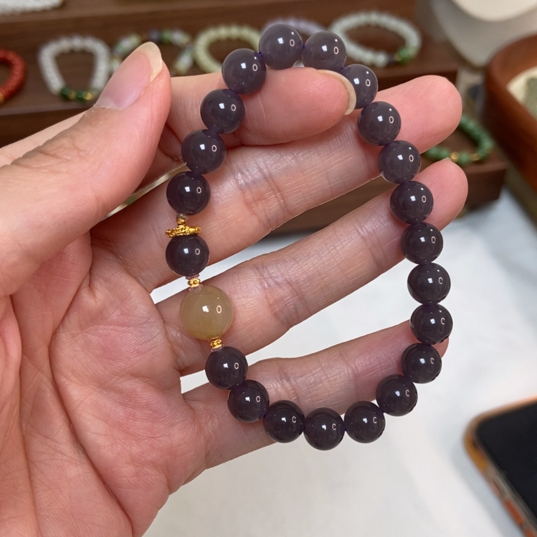 18K金镶嵌手链和田玉8mm深冰葡萄紫