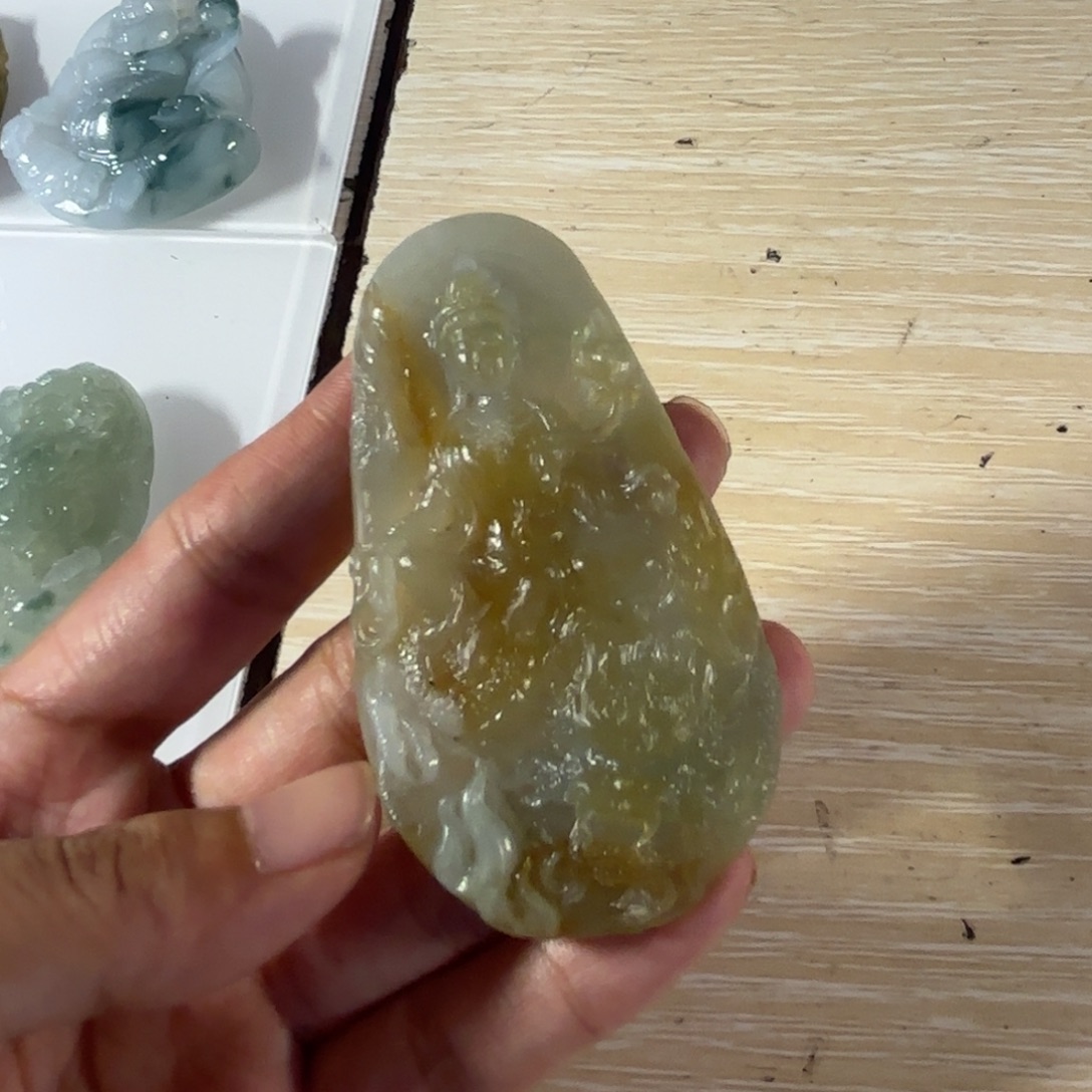 定制翡翠未镶嵌观音