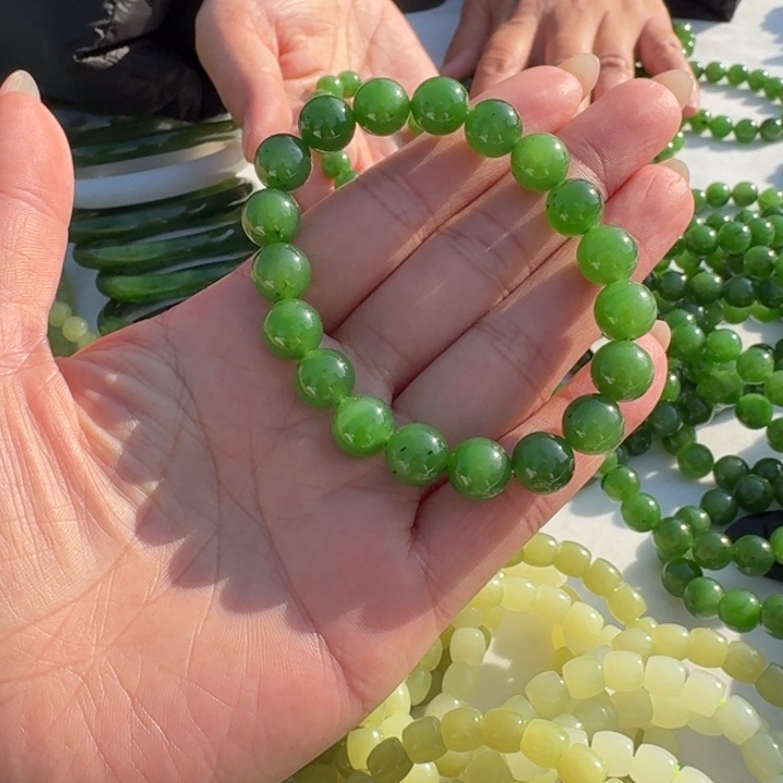 和田玉未镶嵌颈饰卡10杨