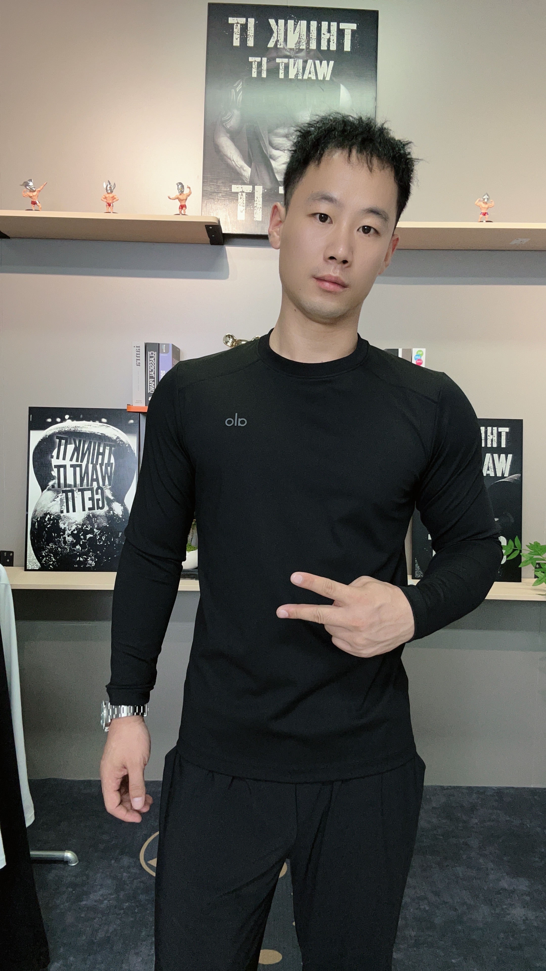 男士秋冬速干长袖圆领运动T恤修身透气高弹健身衣