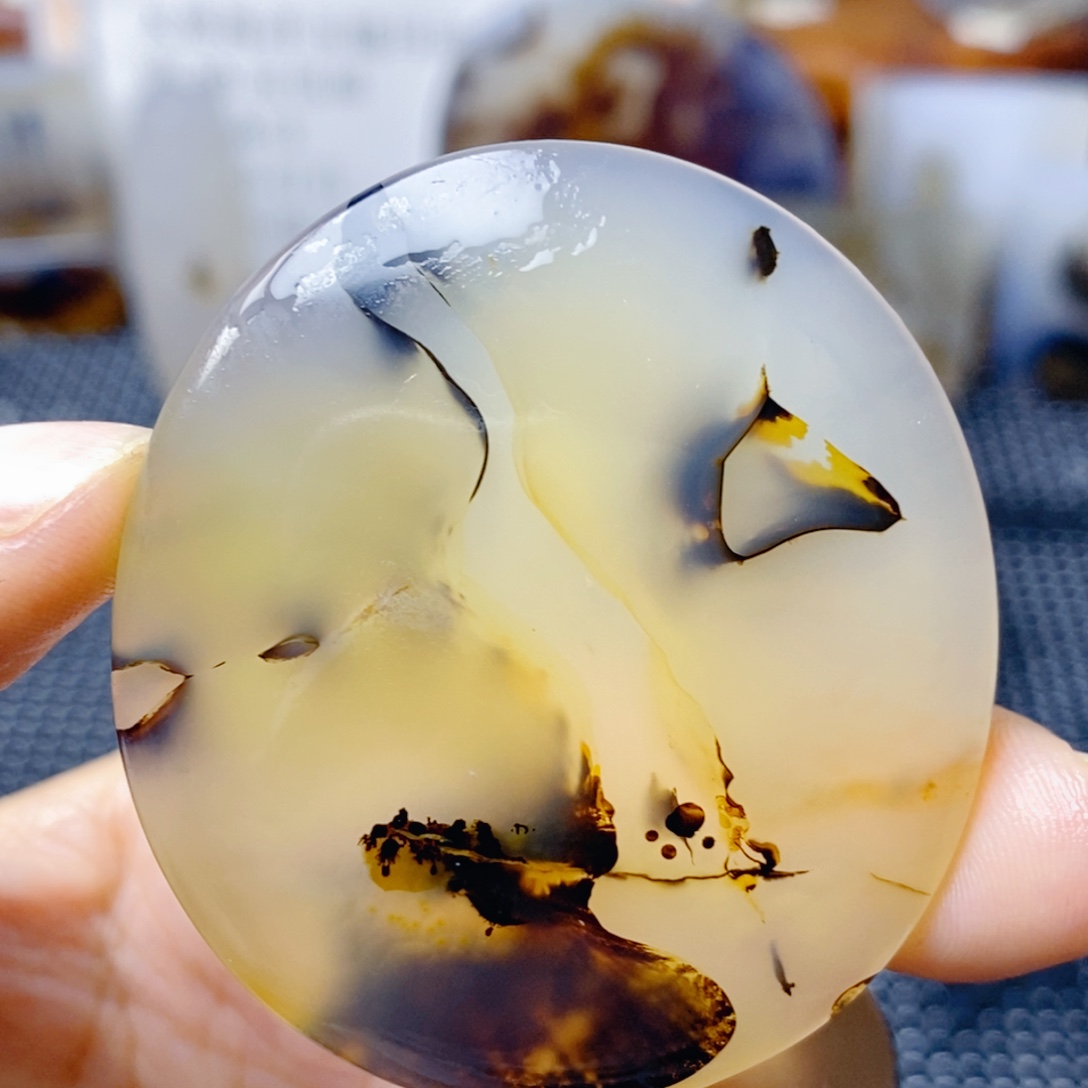 玛瑙/玉髓未镶嵌珠宝奇石