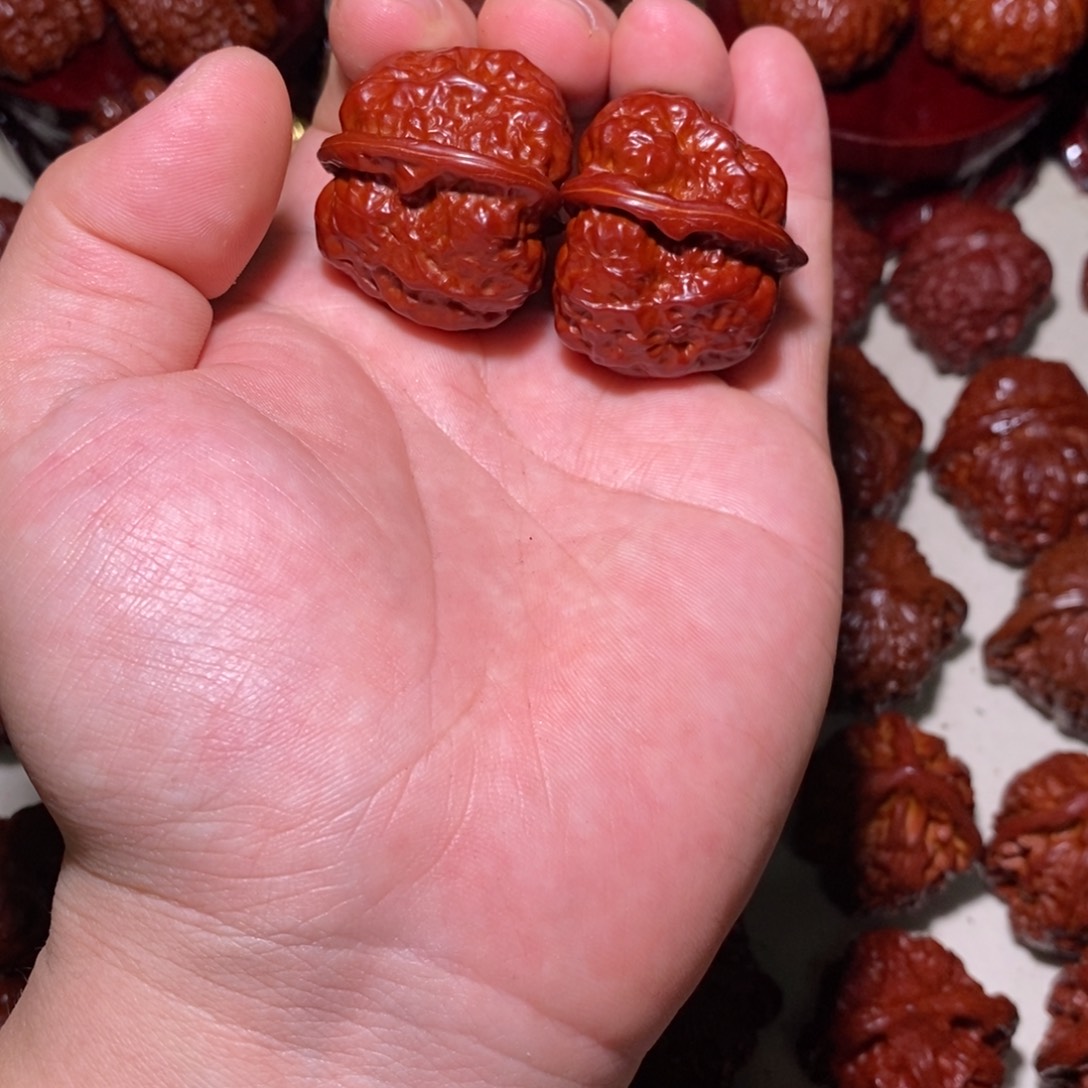 大***鹏吊坠桃核蛤蟆头蛤蟆头