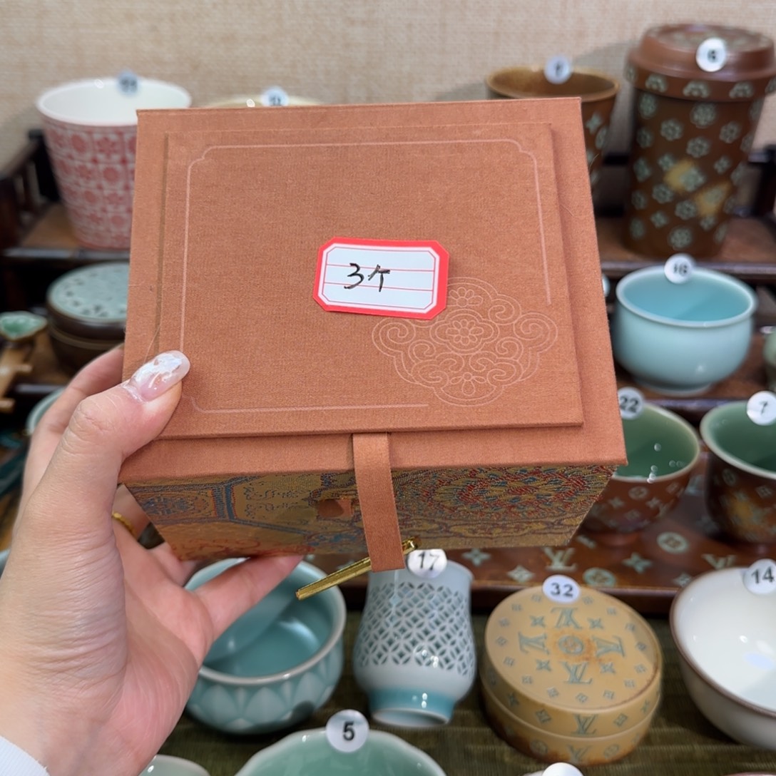 李***鈴龙泉青瓷小满青瓷