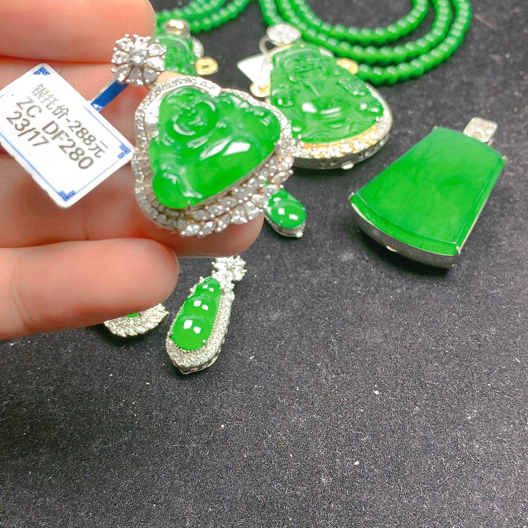 颈饰银S925镶嵌翡翠翡翠