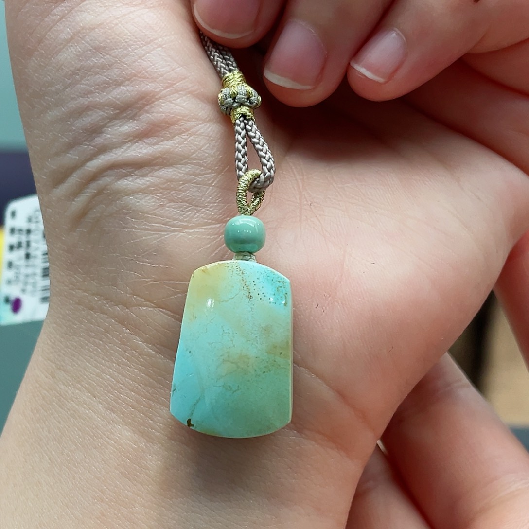 绿松石颈饰未镶嵌