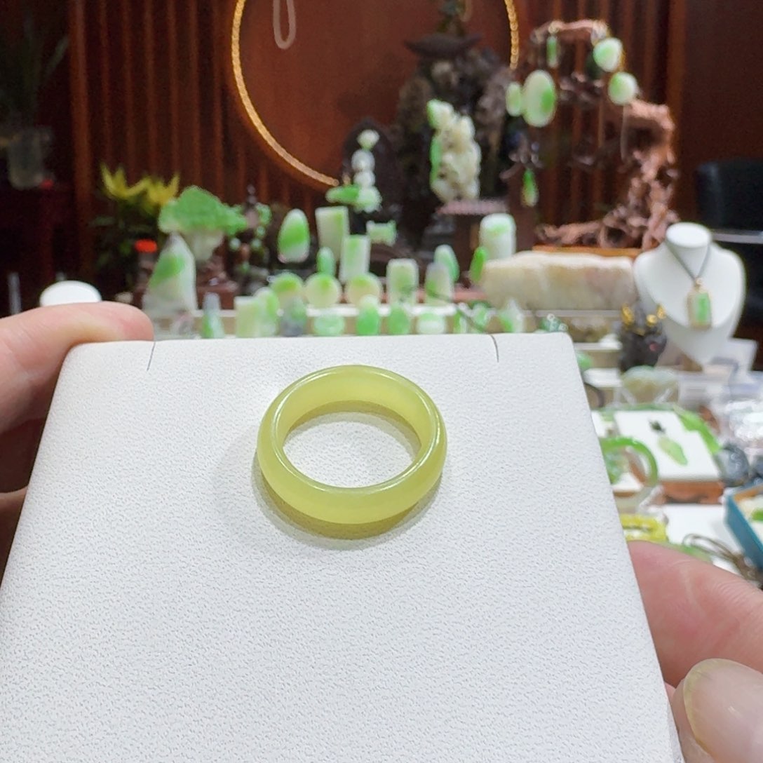 和田玉和田玉黄口戒圈卡19未镶嵌