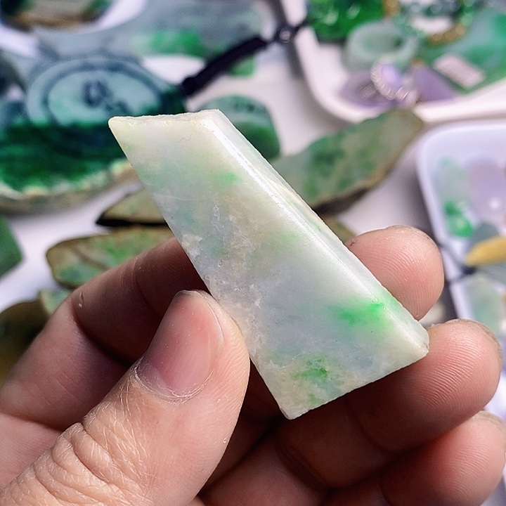 翡翠散珠天然翡翠A货挂件