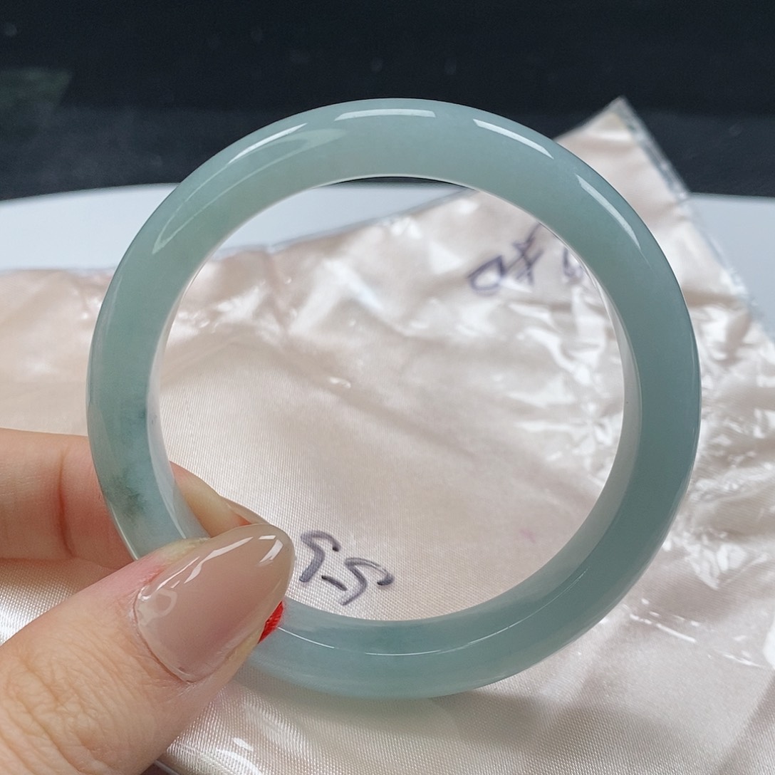 【闪购商品】翡翠手镯未镶嵌324号