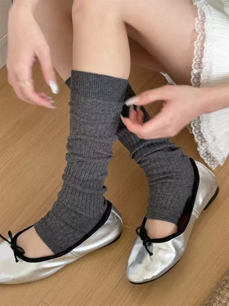 QiongQiong人手款！超好穿的韩系百搭坑条堆堆袜踩脚袜套