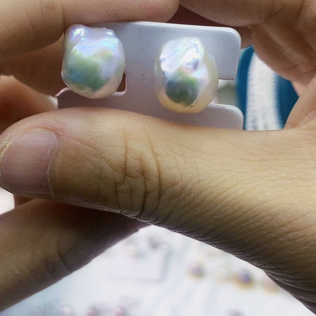 淡水珍珠耳饰未镶嵌