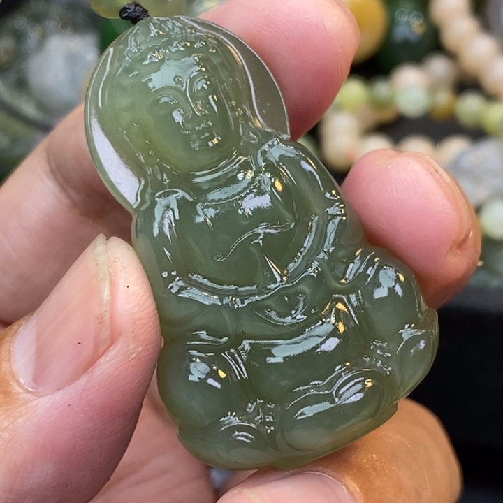 *****和田玉未镶嵌颈饰