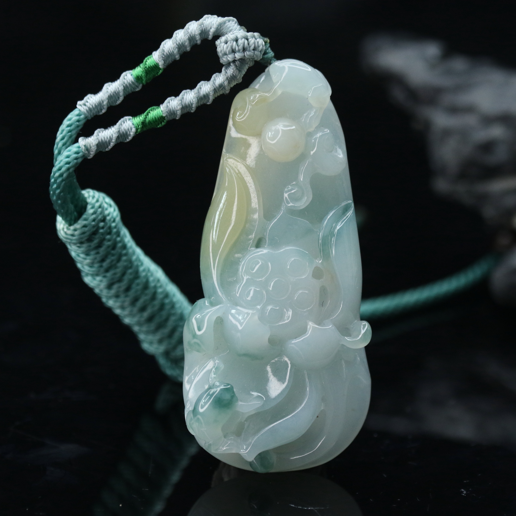 6天然缅甸翡翠A货莲花吊坠/500308/上海嘉禾拍卖