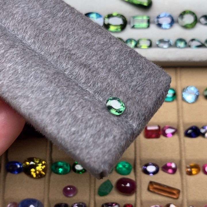 蓝宝石裸石裸石一粒